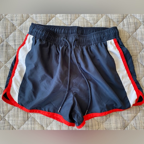 Men’s swim trunks - Picture 1 of 2